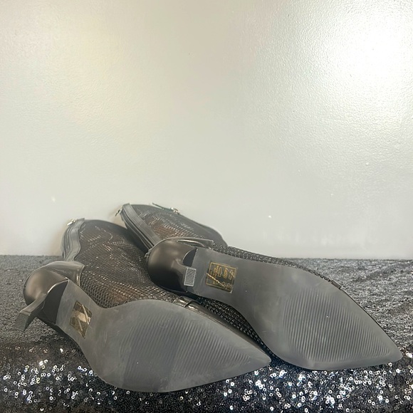 BKACK FAUX LEATHER & NET BOOT, ZIPPER IN BACK, SIZE 8 - Picture 6 of 8